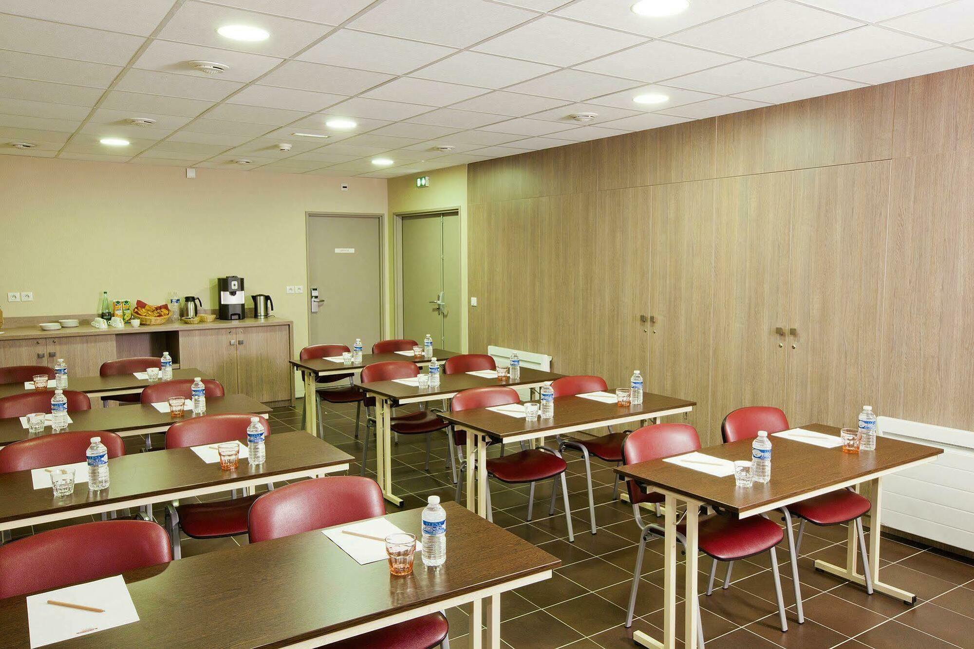 Residhome Centre Aparthotel Reims